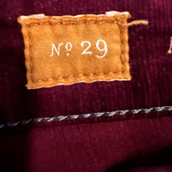 ANTHROPOLOGIE PILCRO FIT STET BURGUNDY CORDUROY ANKLE ZIP PANTS - Size 29 - Picture 6 of 16
